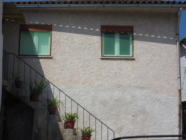 Casa Eira Do Povo * Vale de Colmeias